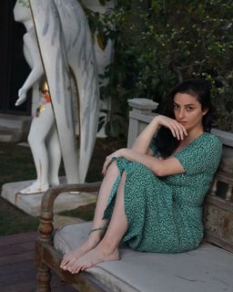 Banks feet photo 17