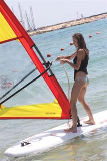 Bar Paly feet photo thumbnail