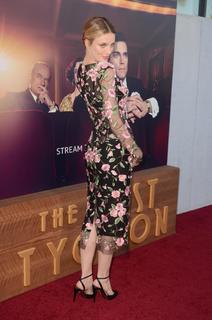 Bar Paly feet photo thumbnail