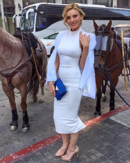 Bar Paly feet photo thumbnail