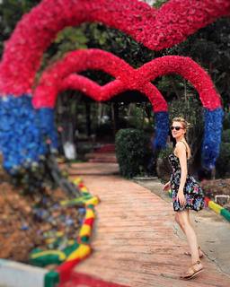 Bar Paly feet photo thumbnail