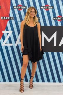 Bar Refaeli feet photo thumbnail