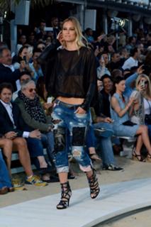 Bar Refaeli feet photo thumbnail