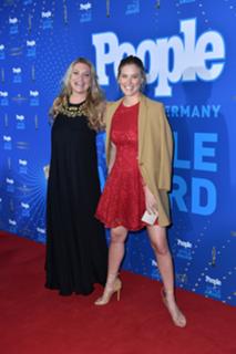 Bar Refaeli feet photo thumbnail