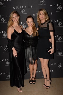 Bar Refaeli feet photo thumbnail