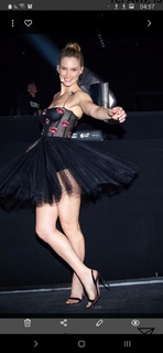 Bar Refaeli feet photo thumbnail