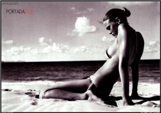 Bar Refaeli feet photo thumbnail