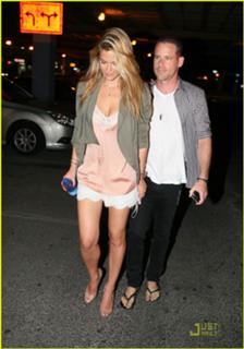 Bar Refaeli feet photo thumbnail