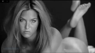 Bar Refaeli feet photo thumbnail