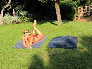 Bar Refaeli feet photo thumbnail