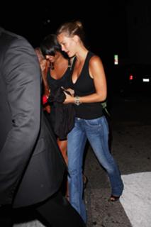 Bar Refaeli feet photo thumbnail