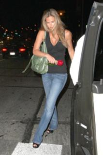 Bar Refaeli feet photo thumbnail
