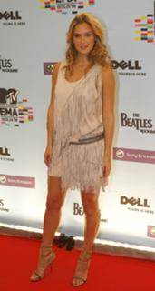 Bar Refaeli feet photo thumbnail