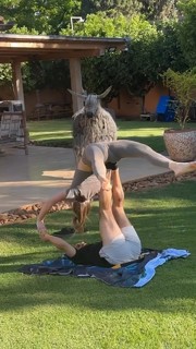 Bar Refaeli feet photo thumbnail