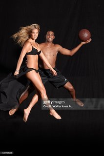 Bar Refaeli feet photo thumbnail