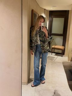 Bar Refaeli feet photo 3