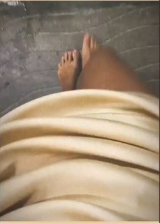 Bar Zomer feet photo thumbnail