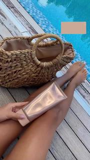 Bar Zomer feet photo thumbnail