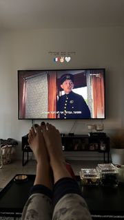 Bar Zomer feet photo thumbnail