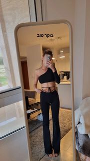 Bar Zomer feet photo thumbnail