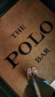 Bar Zomer feet photo thumbnail