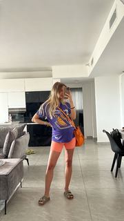 Bar Zomer feet photo thumbnail