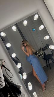 Bar Zomer feet photo thumbnail