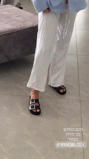 Bar Zomer feet photo thumbnail