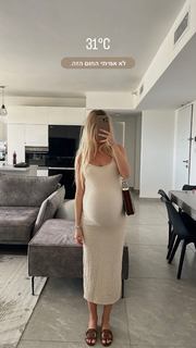 Bar Zomer feet photo thumbnail