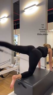 Bar Zomer feet photo thumbnail