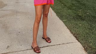 Bar Zomer feet photo thumbnail