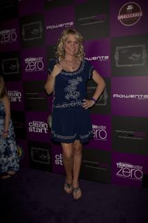 Barbara Alyn Woods feet photo 2