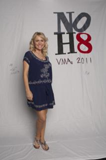 Barbara Alyn Woods feet photo 1