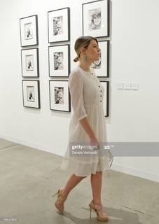 Barbara Berlusconi feet photo 2