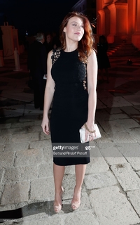 Barbara Berlusconi feet photo 13