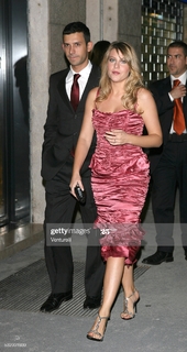 Barbara Berlusconi feet photo 9