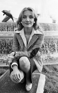 Barbara Bouchet feet photo 19
