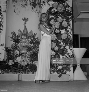 Barbara Bouchet feet photo 15