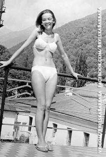 Barbara Brylska feet photo 10