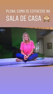 Barbara Coelho feet photo 16