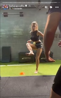 Barbara Coelho feet photo 16