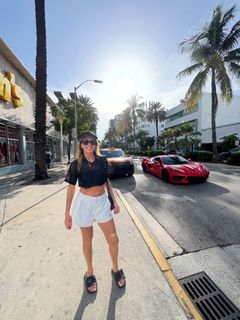 Barbara Coelho feet photo 3