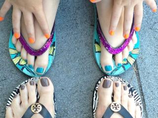 Barbara Crampton feet photo 2