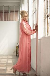 Barbara Crampton feet photo 5