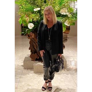 Barbara Crampton feet photo 18