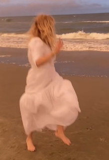 Barbara Crampton feet photo 20