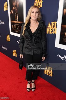 Barbara Crampton feet photo 14