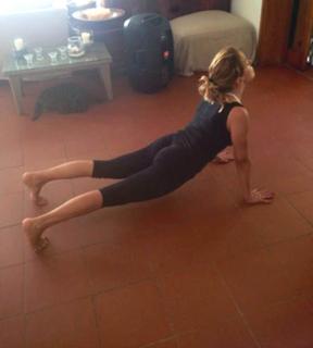 Barbara D'Urso feet photo thumbnail