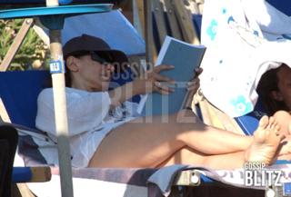 Barbara D'Urso feet photo thumbnail