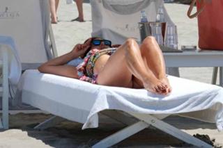 Barbara D'Urso feet photo thumbnail